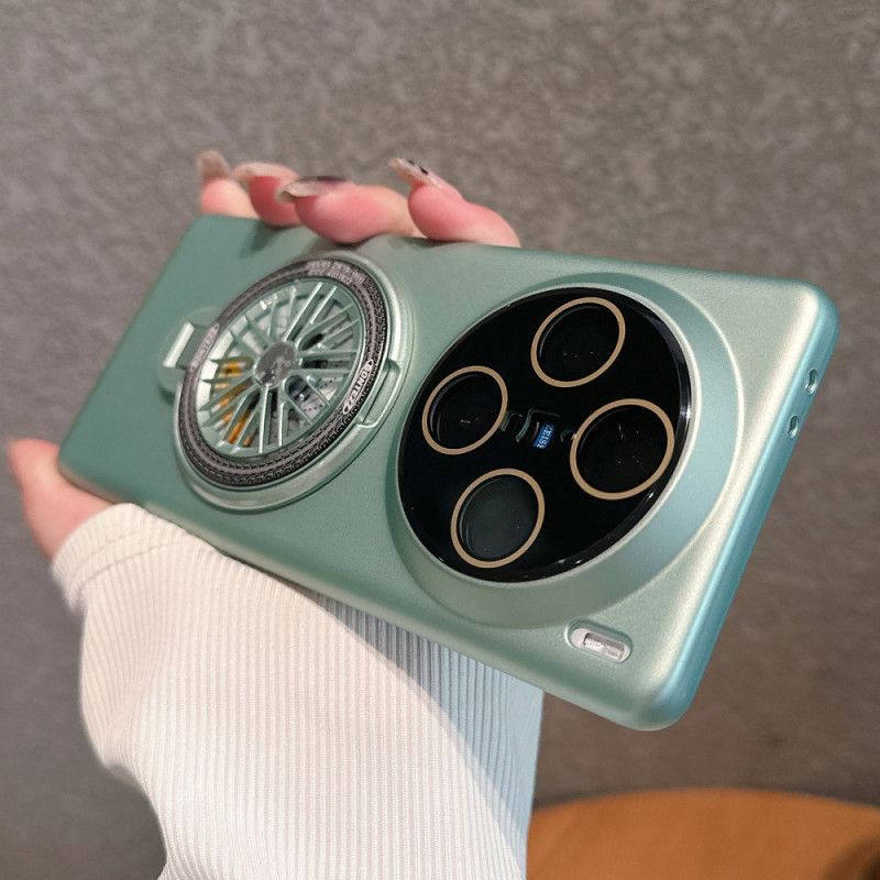Cyan